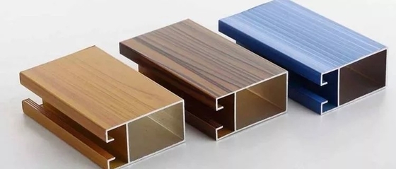 Simil Holz Aluminium Holzkorn Pulver Beschichtung Profil erfüllt internationale Standards