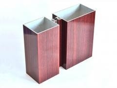 Simil Holz Aluminium Holzkorn Pulver Beschichtung Profil erfüllt internationale Standards