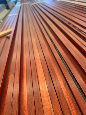 Dekorative Holzfarben Aluminiumprofile mit T3-T8-Temperatur und 0,8 mm-2,0 mm Dicke