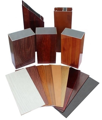 6063 T5 Pulverbeschichtung Anodisierende Holzfarben Aluminiumprofile für Fenster und Türen ISO-zertifiziert