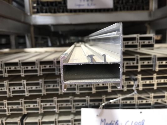 Pulverbeschichtetes Aluminiumprofil für maßgeschneiderte Fenster- und Türlösungen Legierung 6082