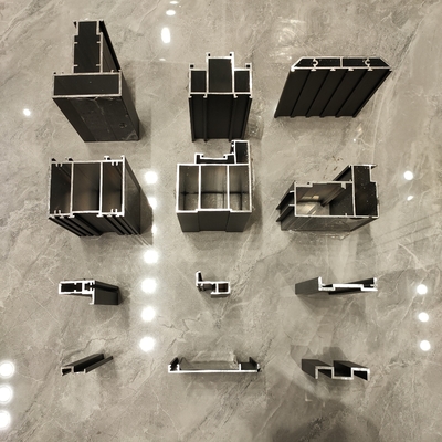 6063/6061/6005/6060 T5/T6 Legierung Anodisierungspulverbeschichtung Anpassung Fenster und Türen