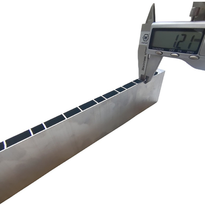 angepasste Farbprofile mit einer Toleranz von 0,5 mm für die Aluminium-Extrusion für die Automobilproduktion
