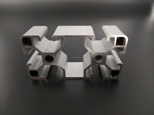 T-Schlitze Extrudiertes Aluminiumprofil Lineare Führungsschiene mit individueller Farbquadratform