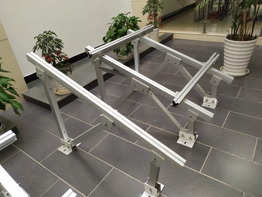 5.8-6.0M Längen-Anodisierungs-Aluminium-Extrusionsprofil für das Montage-System für Solarzellen