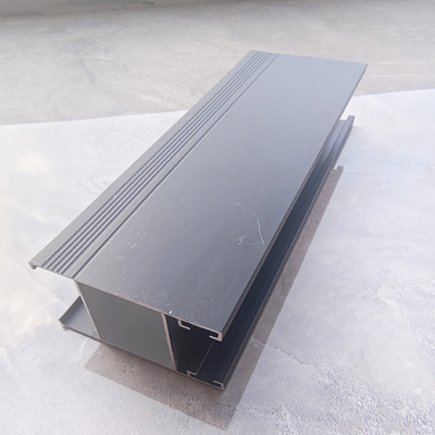 Pulverbeschichtete, maßgeschneiderte Aluminiumprofile für Fenster und Türen