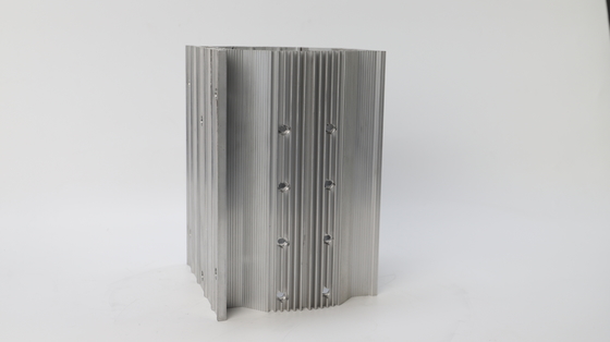 Silberanodisierte Aluminium-Extrusionsprofile für Motorgehäuse in individueller Größe