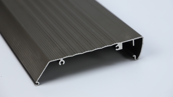 Zusammengepasste Größe Schwarze Anodisierte Aluminium-Extrusionsprofile für Energiespeaker