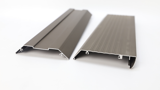 Zusammengepasste Größe Schwarze Anodisierte Aluminium-Extrusionsprofile für Energiespeaker