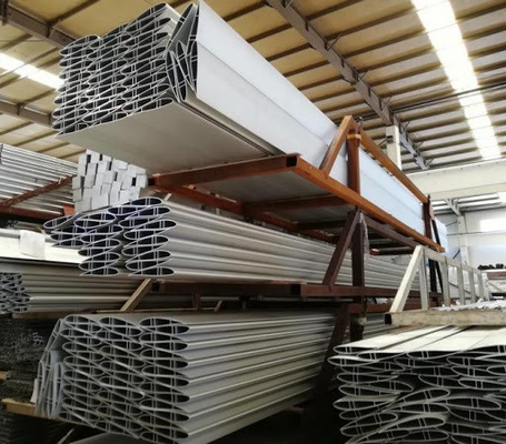 5.8-6.0M Length Square Waterproof Aluminium Louver Pergola mit verstellbarem Profil