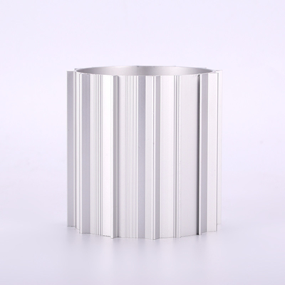 Individuelle Aluminiumprofil Extrusion für Motor Gehäuse Toleranz ± 1% Dicke individuell