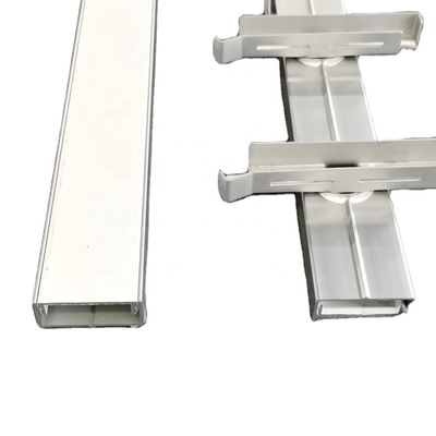 Verbessern Sie Ihren Gartenzaun mit Halbverhüllung Aluminium Louver Profile der Serie Grade 6000