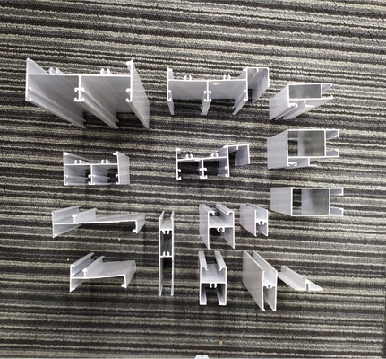Unübertroffene Haltbarkeit Dorado Temper T3-T8 Aluminiumprofile für die Architektur Mexikos