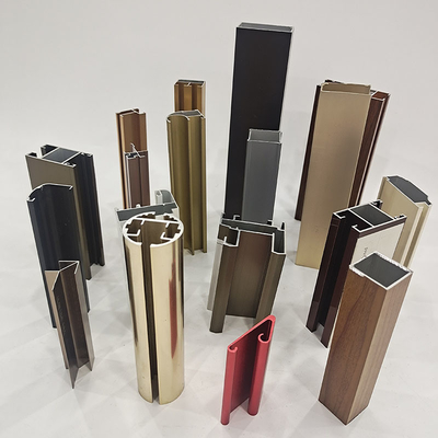 Aluminiumprofil für Fenster und Türen Fertigungstoleranz ±3% Länge 5,8-6,0M