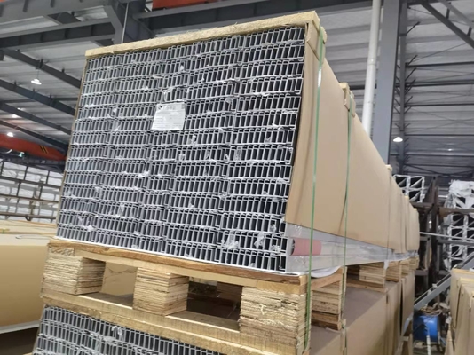 Customized Aluminium Solar Frame für Dekorations- und Punching-Verarbeitung Bedürfnisse