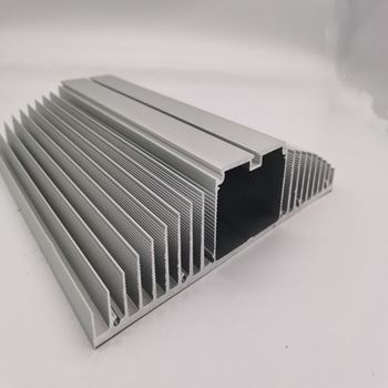 Polen Glas Küchenschrank Türen mit anodisierten gebürsteten Aluminiumprofilen OEM