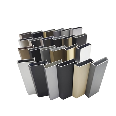 Aluminiumprofil für Schrankenfenster und Türrahmen Dicke 0,8 mm-2,0 mm Toleranz ± 3%