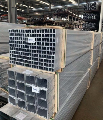 Toleranz ± 1% Aluminiumprofile für Türen und Fenster, um den Anforderungen des Kunden gerecht zu werden
