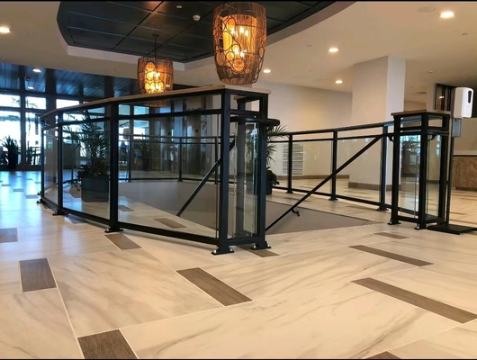 Aluminium-Extrudierte Profile zur Anodisierung von U-Kanal-Glasgeländer für balustradenlose Balustraden