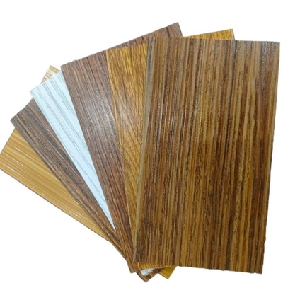 Custom Türen und Fensterrahmen Aluminium Profil für Holzkornzaun erfüllen GB Standard