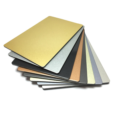 angepasste Farben Aluminiumlegierung Türmaterial ACP Wandplatten für Außenanwendungen
