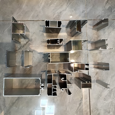 angepasste Fensterrahmen mit T5 Temper-Aluminiumprofilen, anodiert und matte Farbe