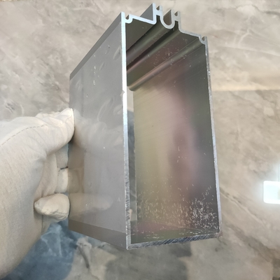 OEM-ODM-Dienst einschließlich Aluminiumprofile aus Holzkorn für Vorhangwandprojekte