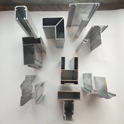 Dauerhafte Aluminiumprofile für Schiebetüren und Fenster nach Ihren Anforderungen