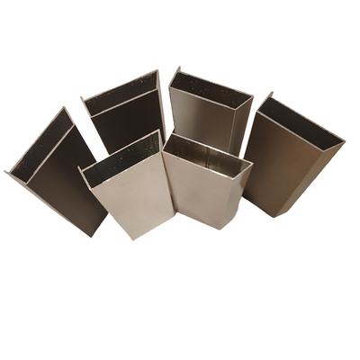 Herstellung von Aluminium-Extrusionsprofilen für PVDF-beschichtete architektonische Dekorationen