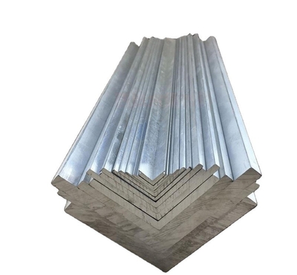 Schweißdienst L-förmiges Aluminiumprofil mit Ventilator für die Extrusion von Bürohängen