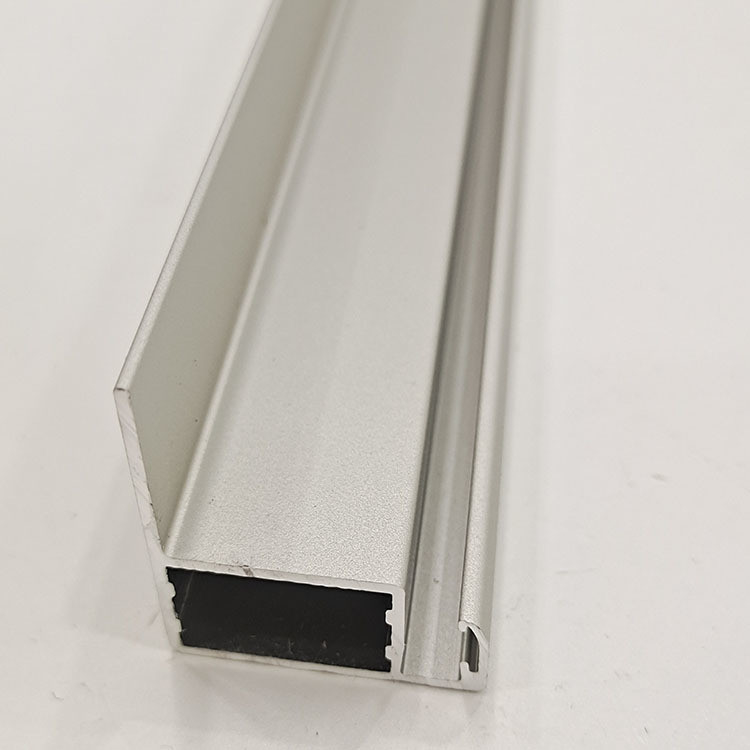 Aluminiumrahmen für Solarpanel-Modul erfüllt GB-Standard und Verarbeitung Service Punching